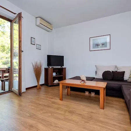 Apartament Jelsa 12052a *